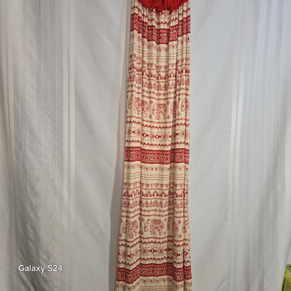 LOVE TREE MAXI STRAPLESS BRIGHT RED/CREAM ELEPHANT PRINT DRESS SIZE SMALL - Picture 3 of 13